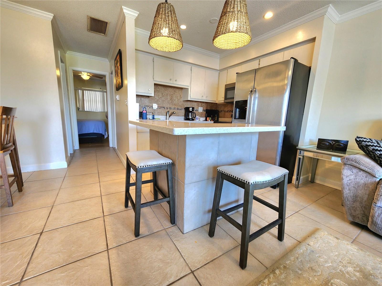 Image 5 of 24 For 525 Manatee Court 13