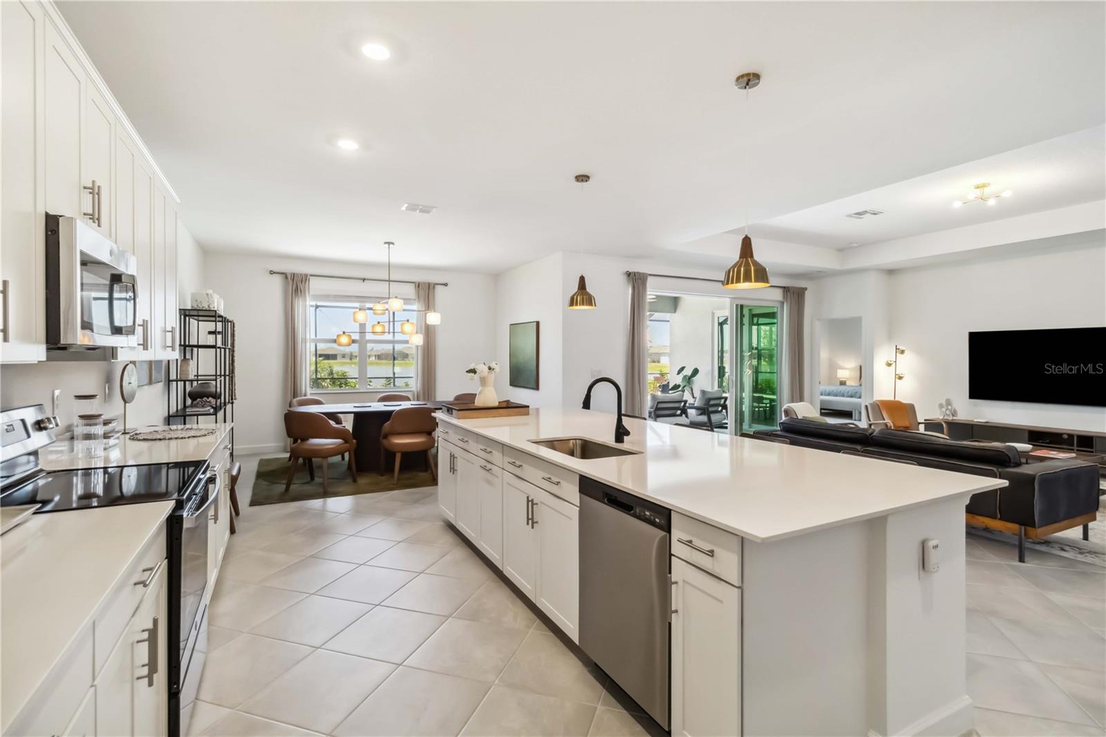 Image 19 of 60 For 8529 Saint Kitts Circle