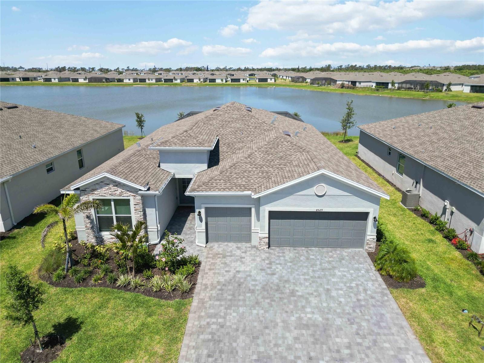 Image 2 of 60 For 8529 Saint Kitts Circle