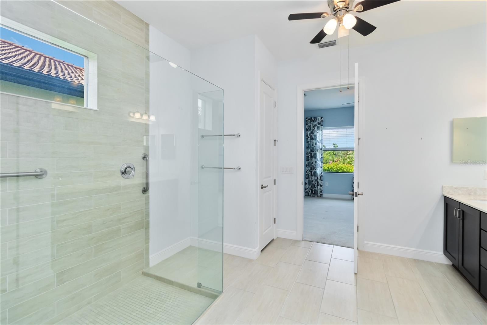 Image 22 of 74 For 10618 Corkwood Court