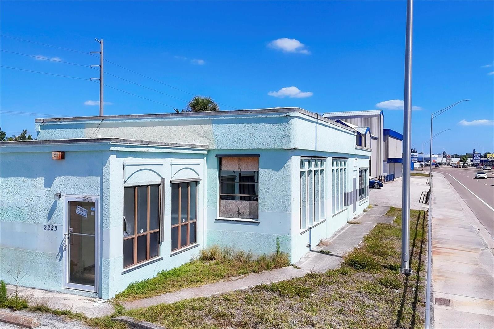 Image 11 of 45 For 2225 Tamiami Tr S