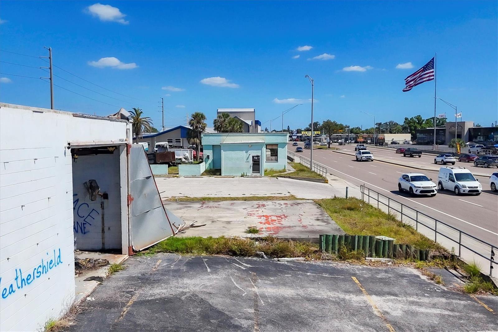 Image 20 of 45 For 2225 Tamiami Tr S