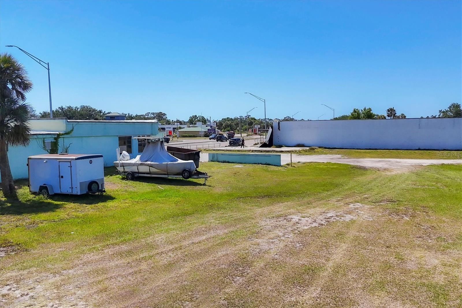 Image 24 of 45 For 2225 Tamiami Tr S