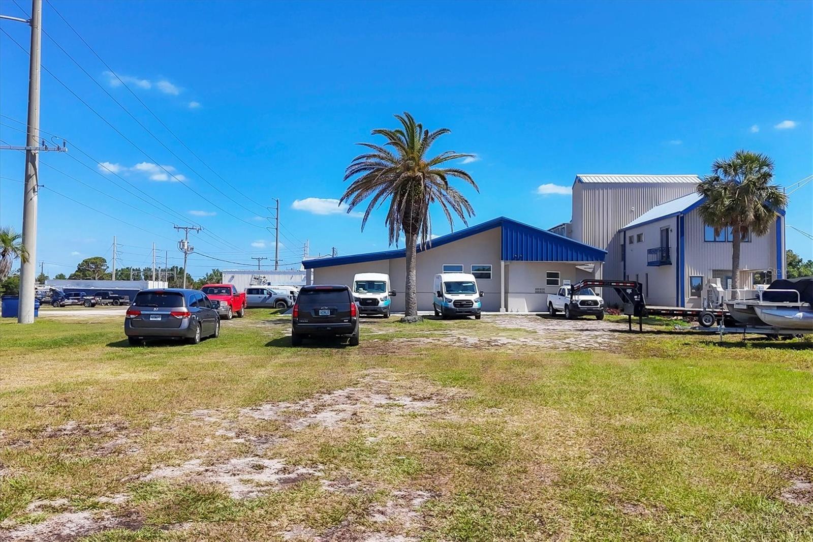 Image 26 of 45 For 2225 Tamiami Tr S