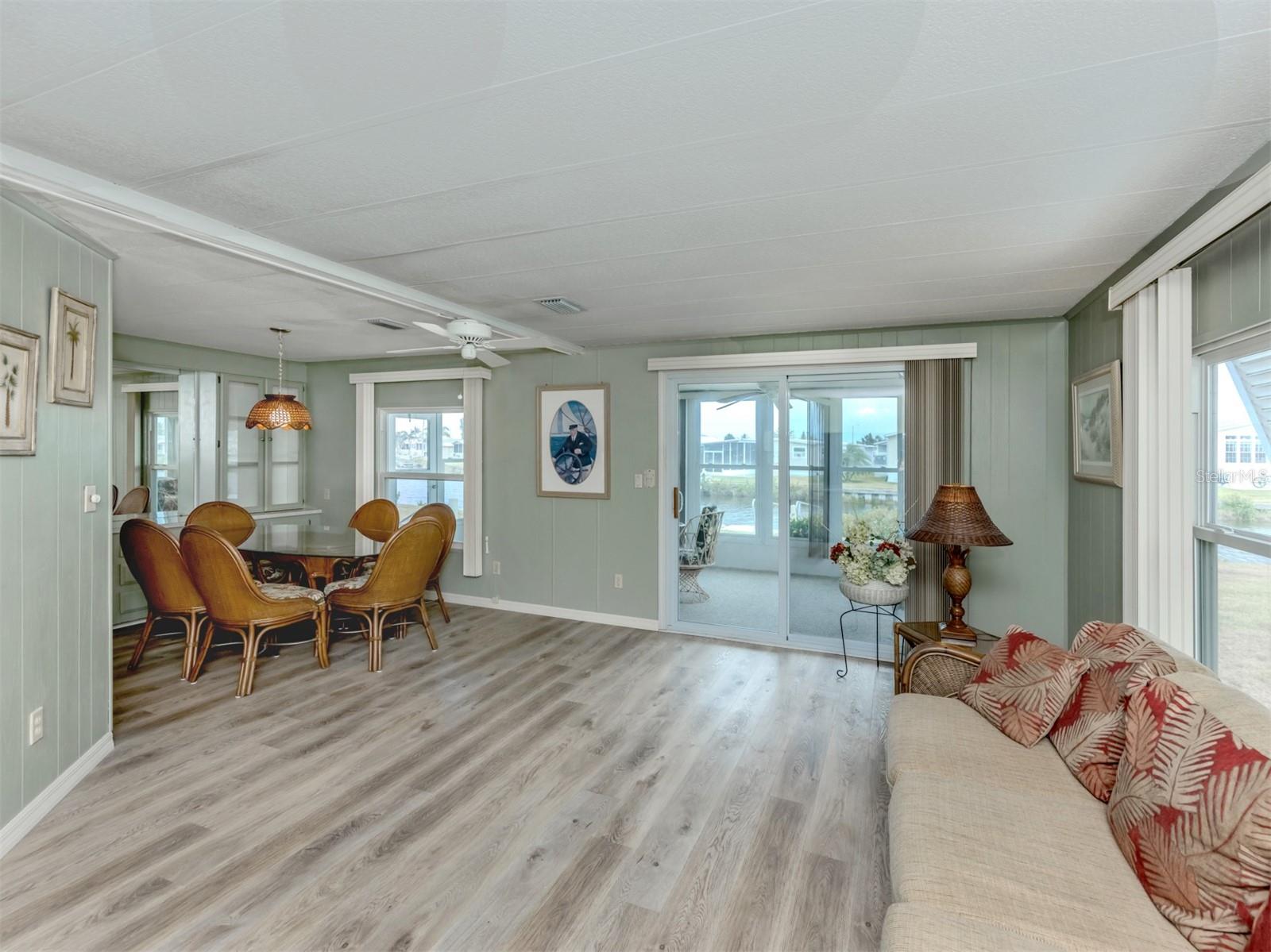 Image 12 of 59 For 798 Fairmount Drive