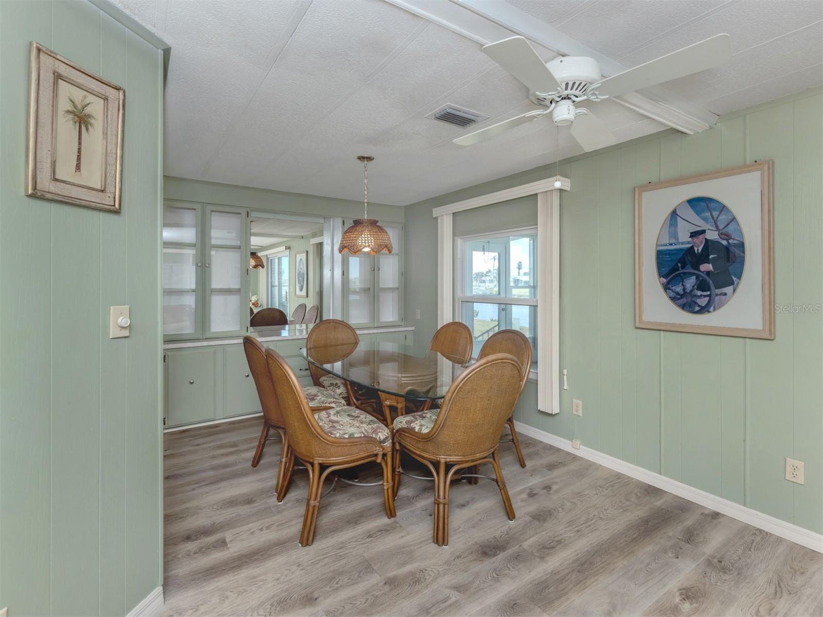 Image 13 of 59 For 798 Fairmount Drive
