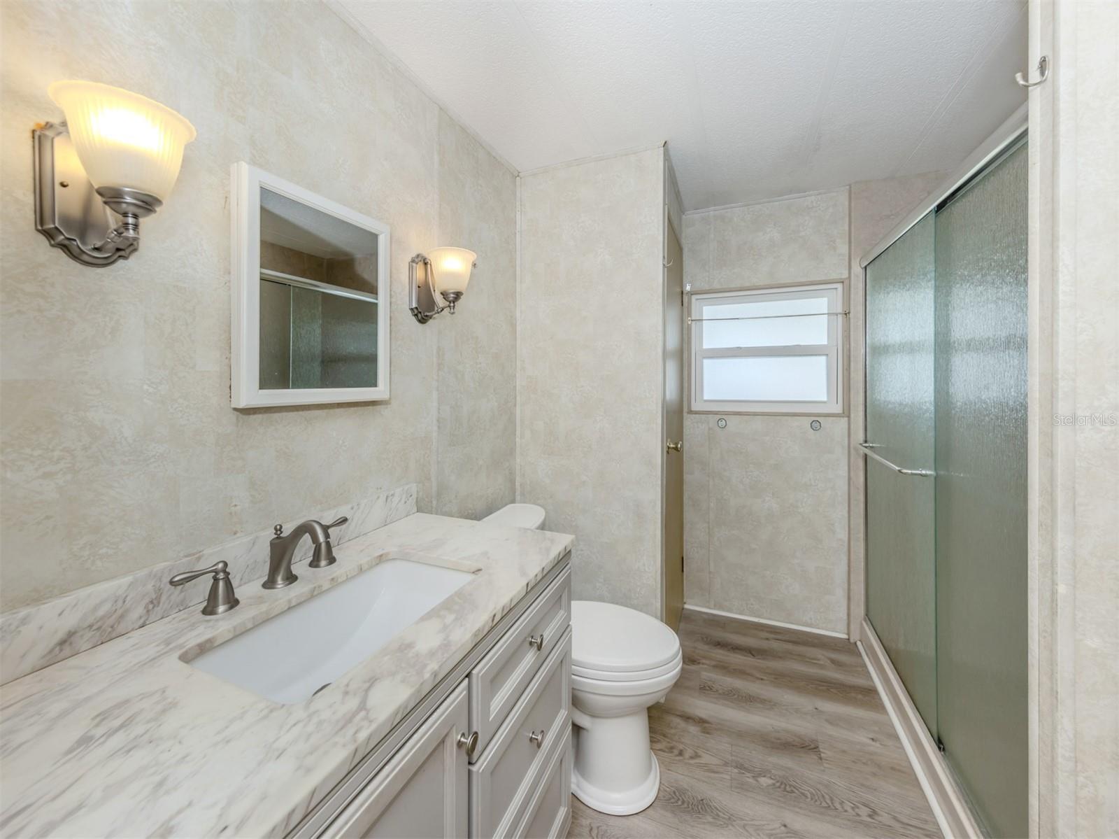 Image 26 of 59 For 798 Fairmount Drive
