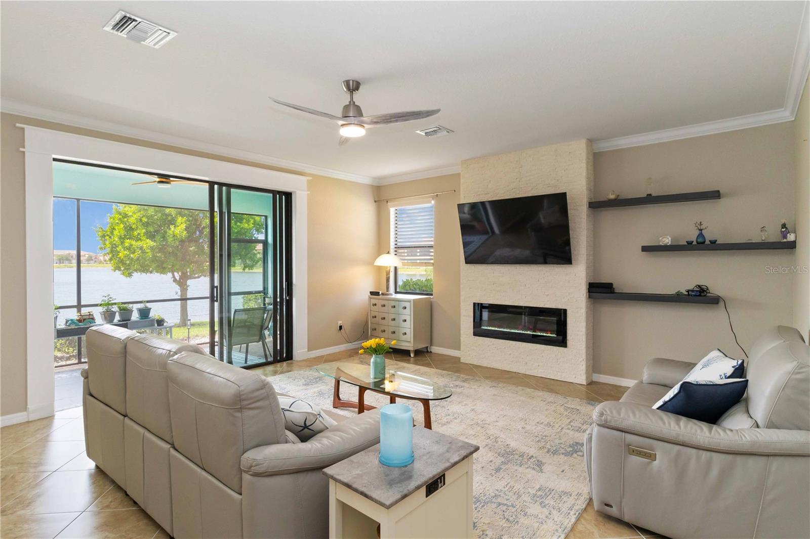 Image 10 of 70 For 10093 Cozy Grove Drive