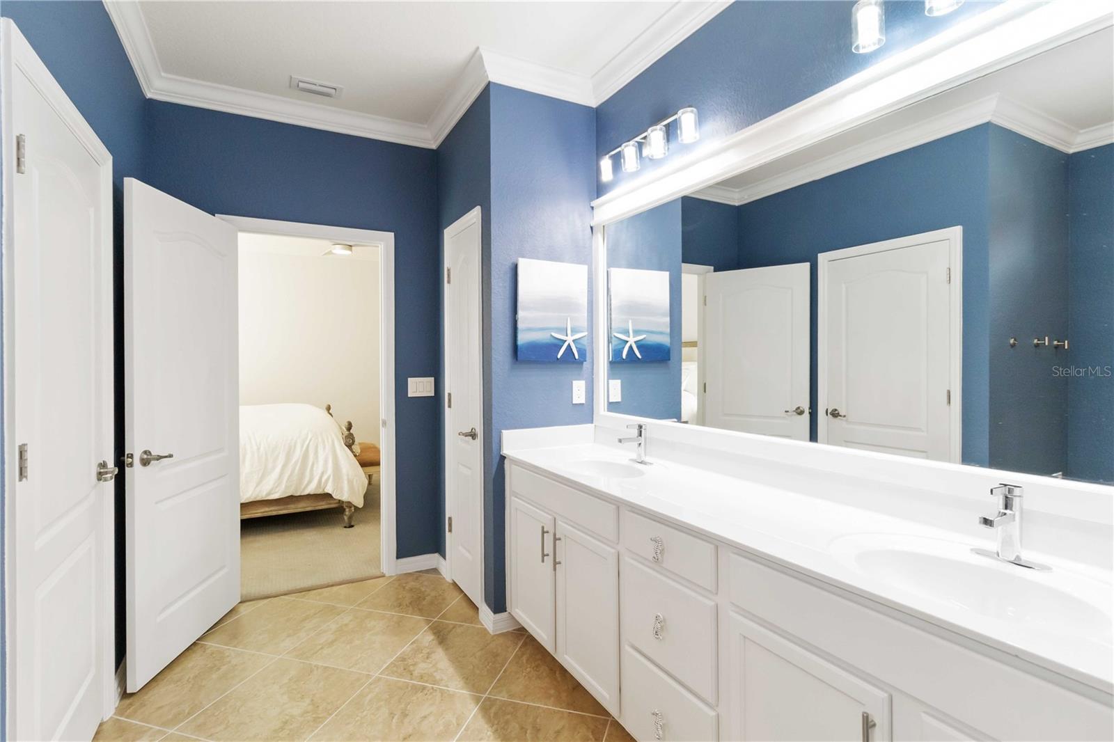 Image 21 of 70 For 10093 Cozy Grove Drive