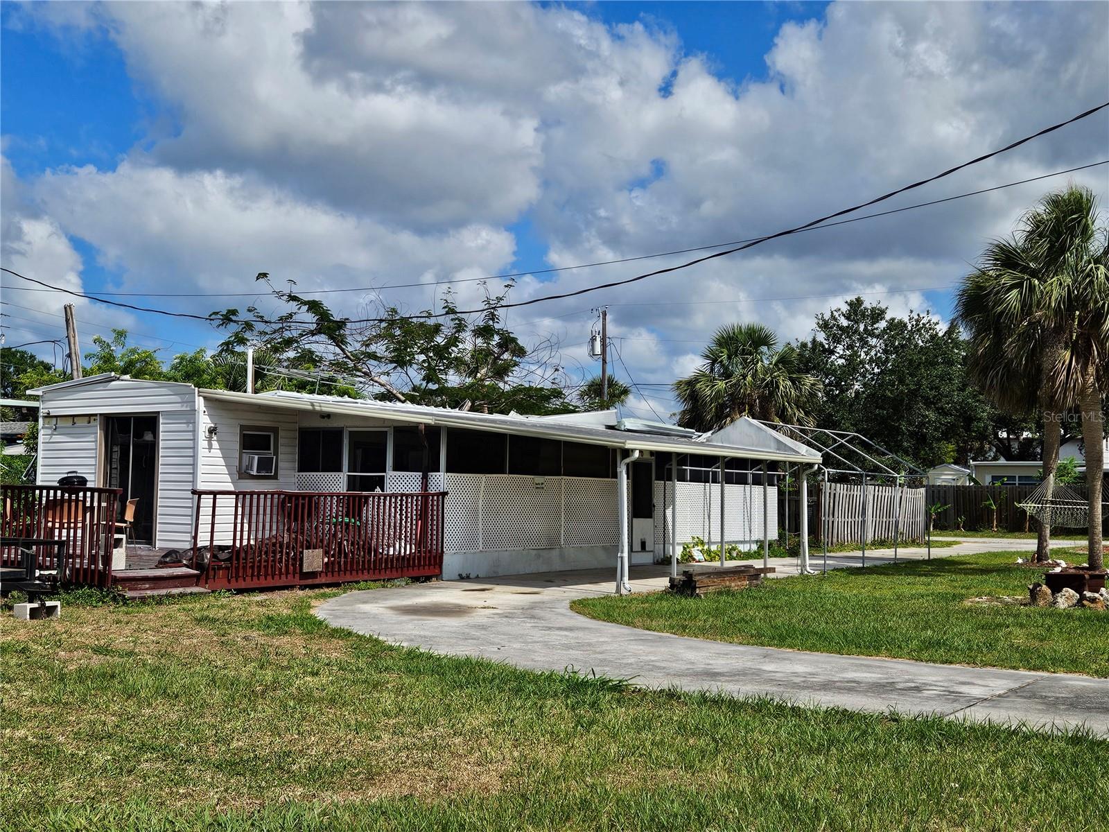 Image 2 of 9 For 205 Jessica Street N