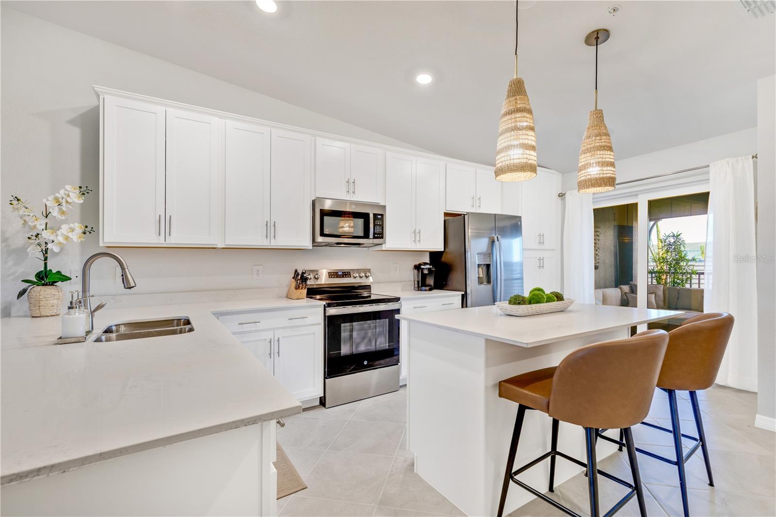 Image 4 of 91 For 17440 Opal Sand Drive 202