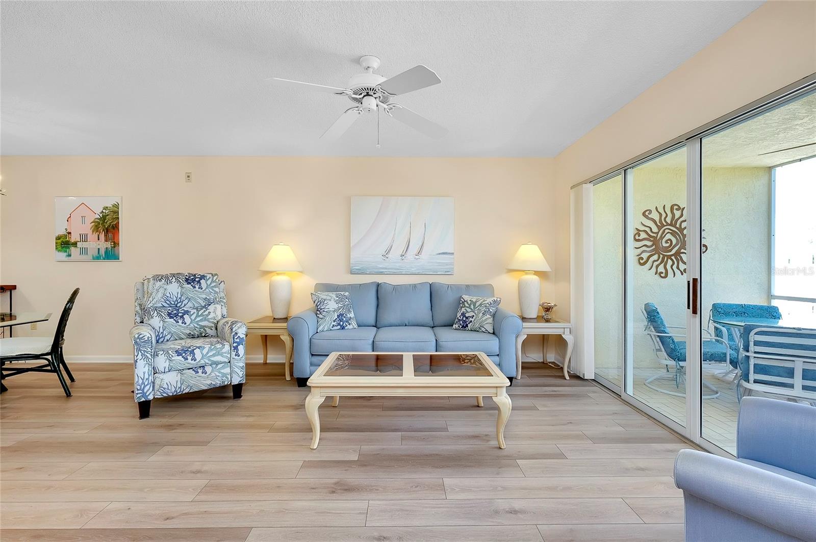 Image 12 of 53 For 1018 Wexford Boulevard 1018