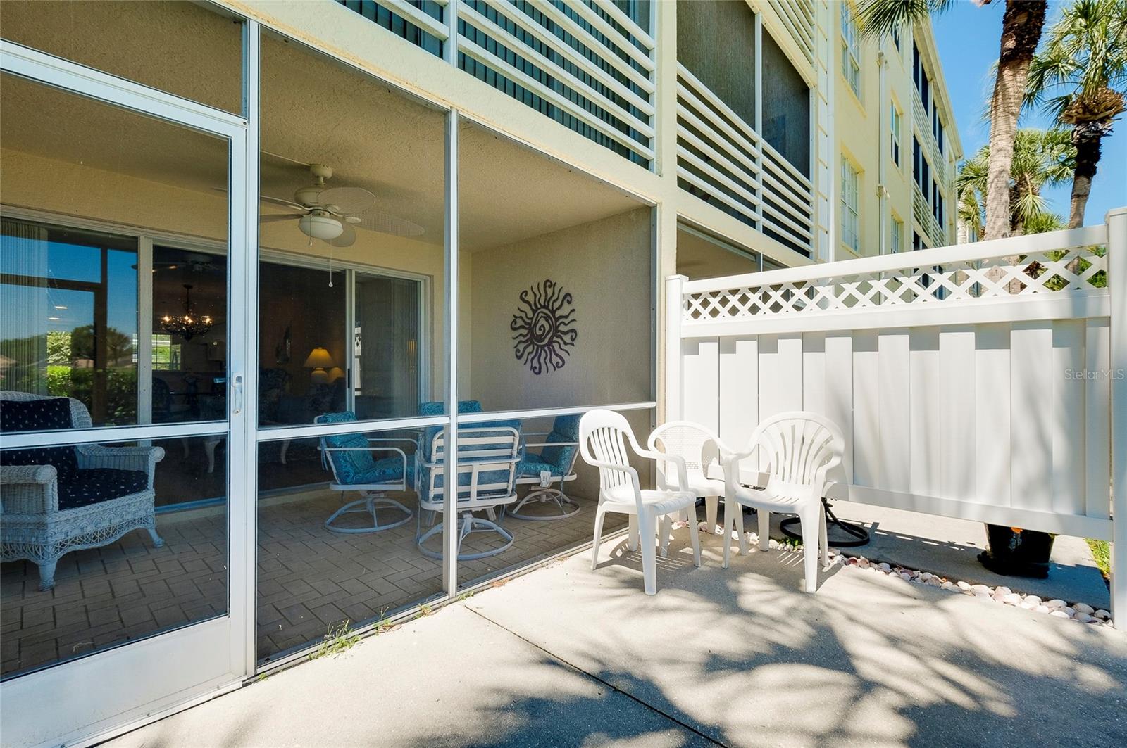 Image 16 of 53 For 1018 Wexford Boulevard 1018