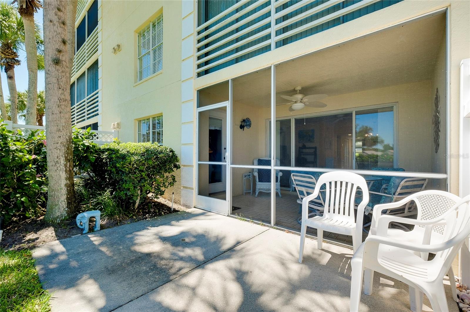 Image 17 of 53 For 1018 Wexford Boulevard 1018