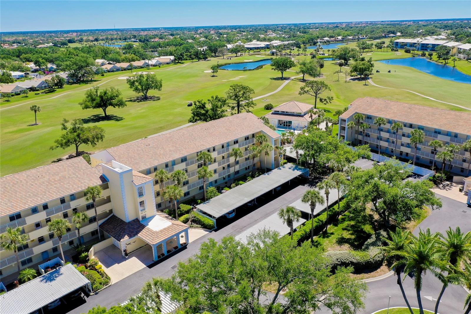 Image 36 of 53 For 1018 Wexford Boulevard 1018