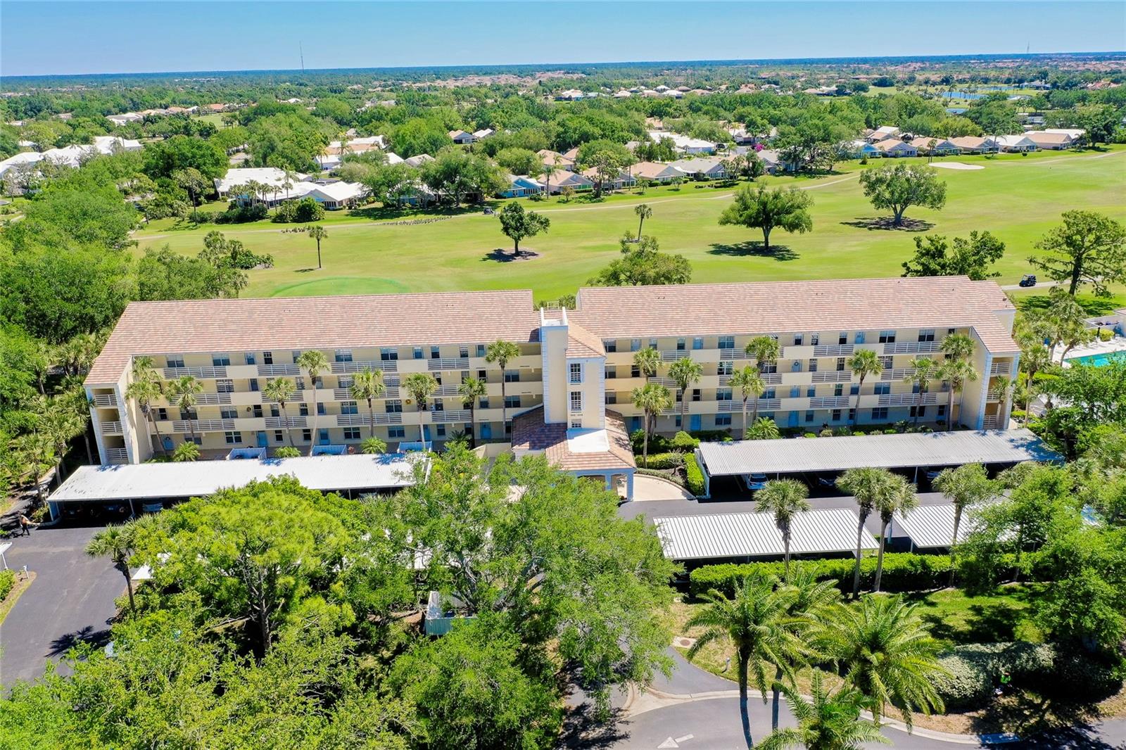 Image 37 of 53 For 1018 Wexford Boulevard 1018
