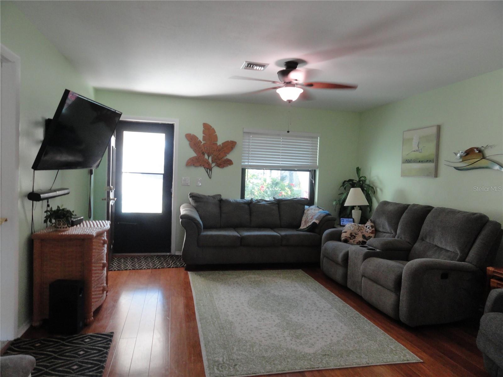 Image 10 of 21 For 211 High Point Drive 211b