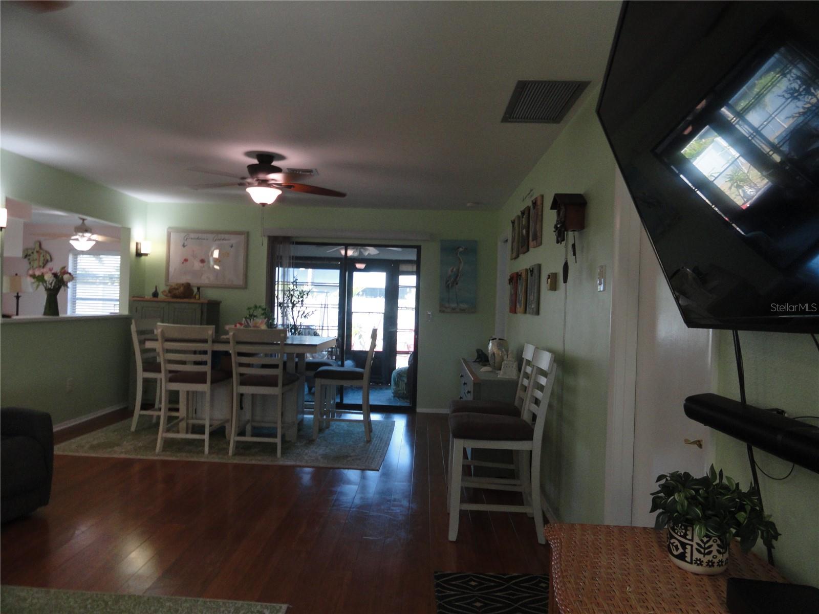 Image 11 of 21 For 211 High Point Drive 211b