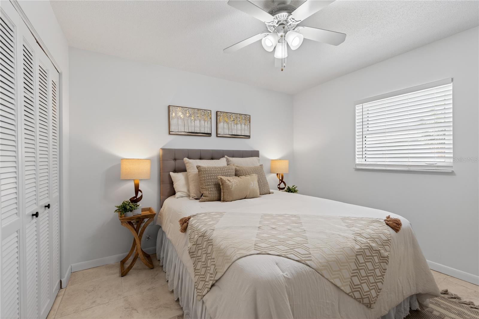 Image 14 of 27 For 5031 Beach Road 118