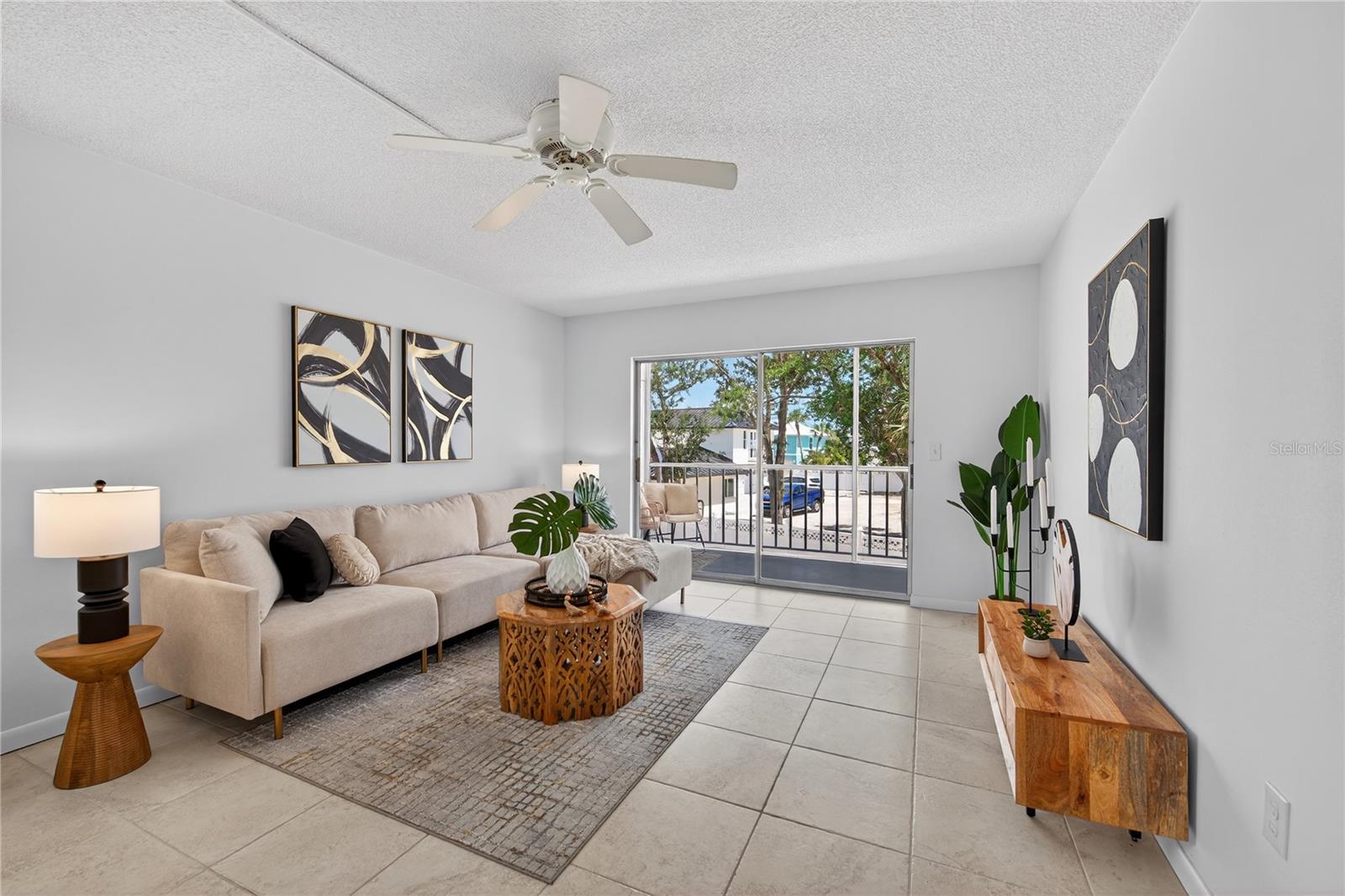 Image 9 of 27 For 5031 Beach Road 118
