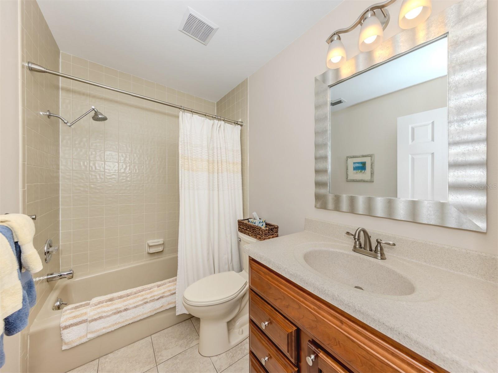 Image 16 of 58 For 770 Village Circle 232