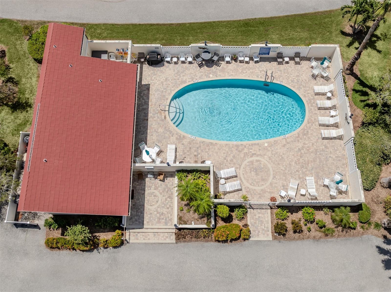 Image 33 of 58 For 770 Village Circle 232