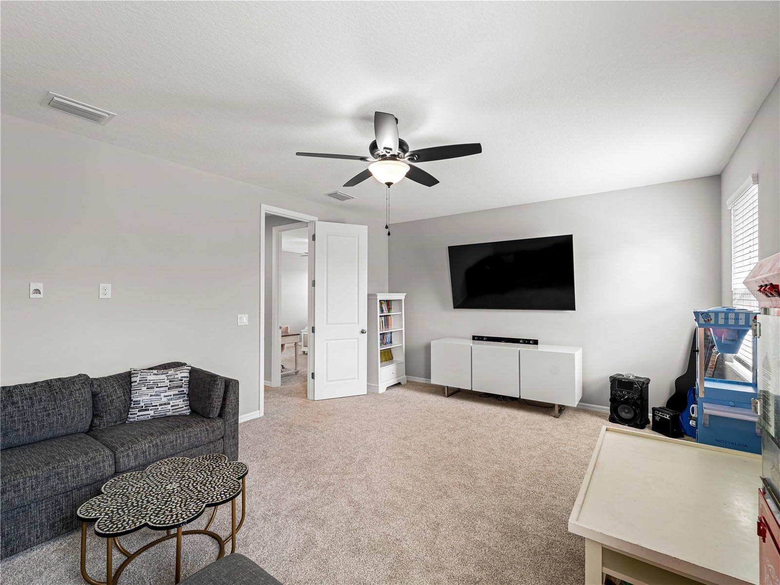 Image 41 of 89 For 8304 Shooting Star Road