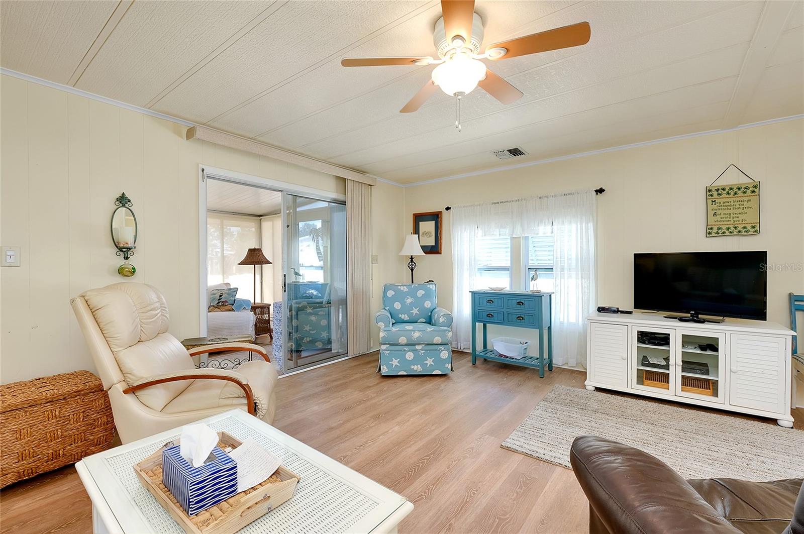Image 3 of 37 For 881 Grado Drive