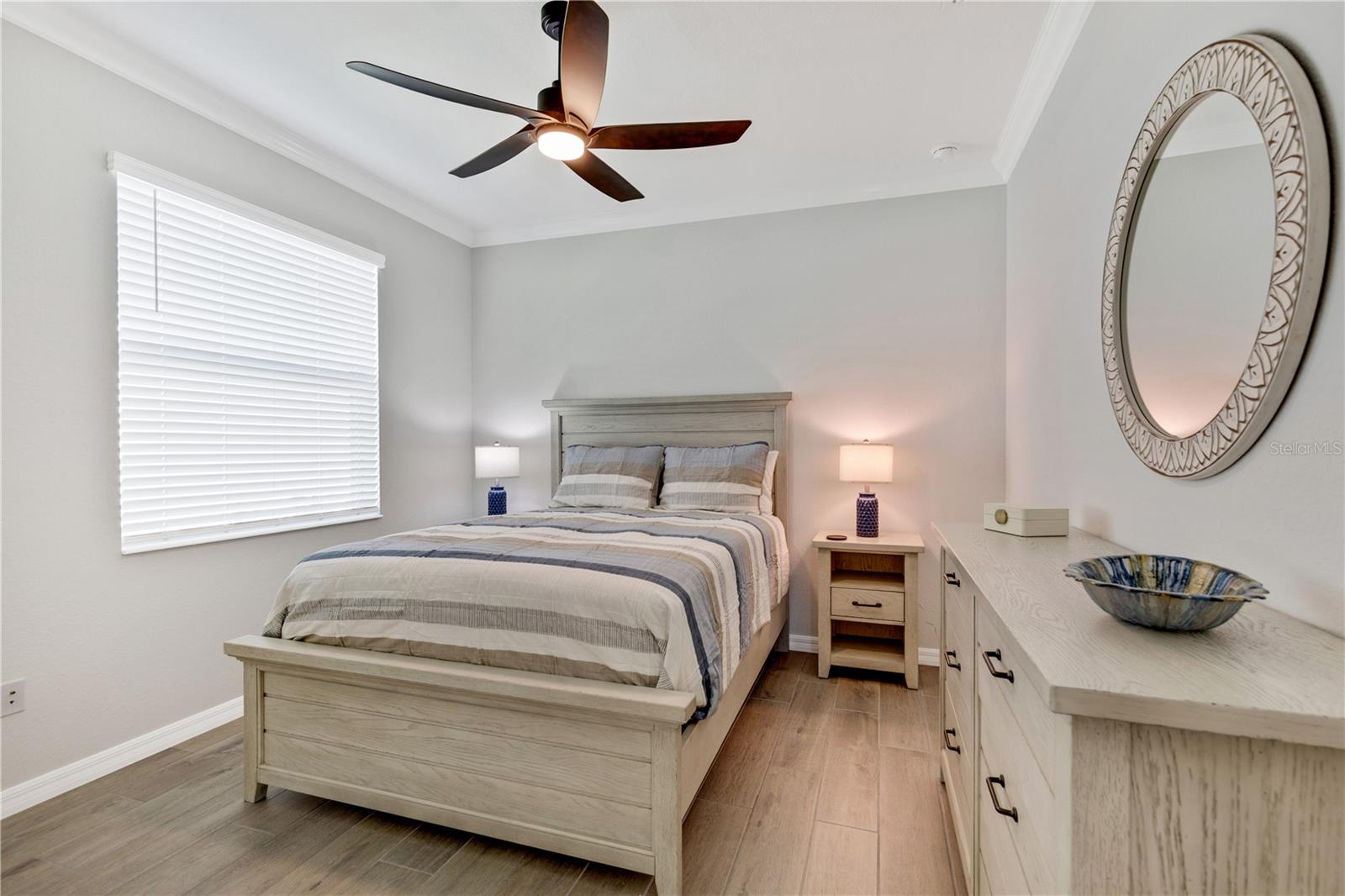 Image 27 of 92 For 12584 Wellen Golf Street
