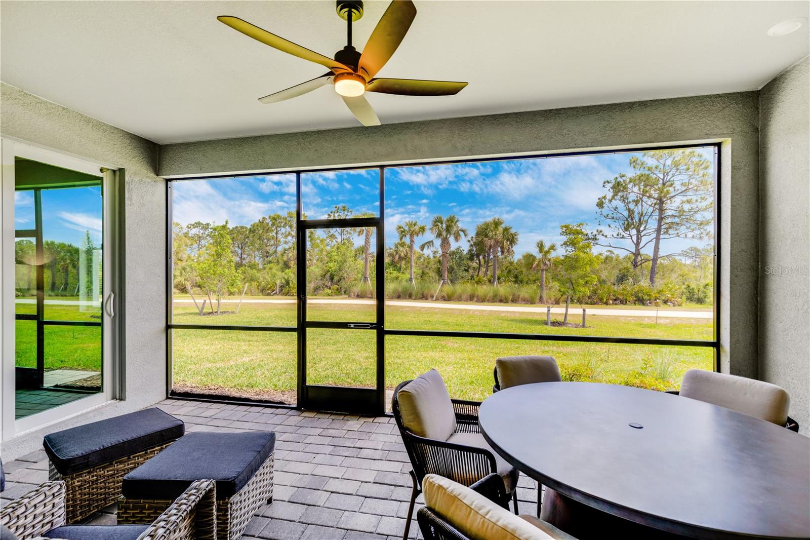 Image 33 of 92 For 12584 Wellen Golf Street