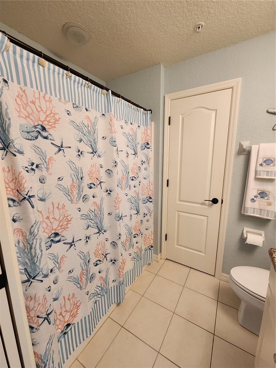 Image 42 of 61 For 4213 Vicenza Drive A2