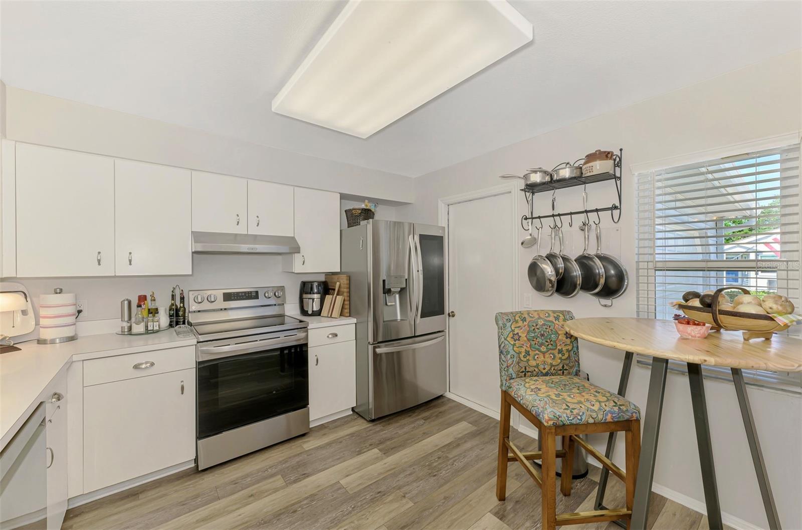 Image 17 of 78 For 710 Ironwood Drive 165
