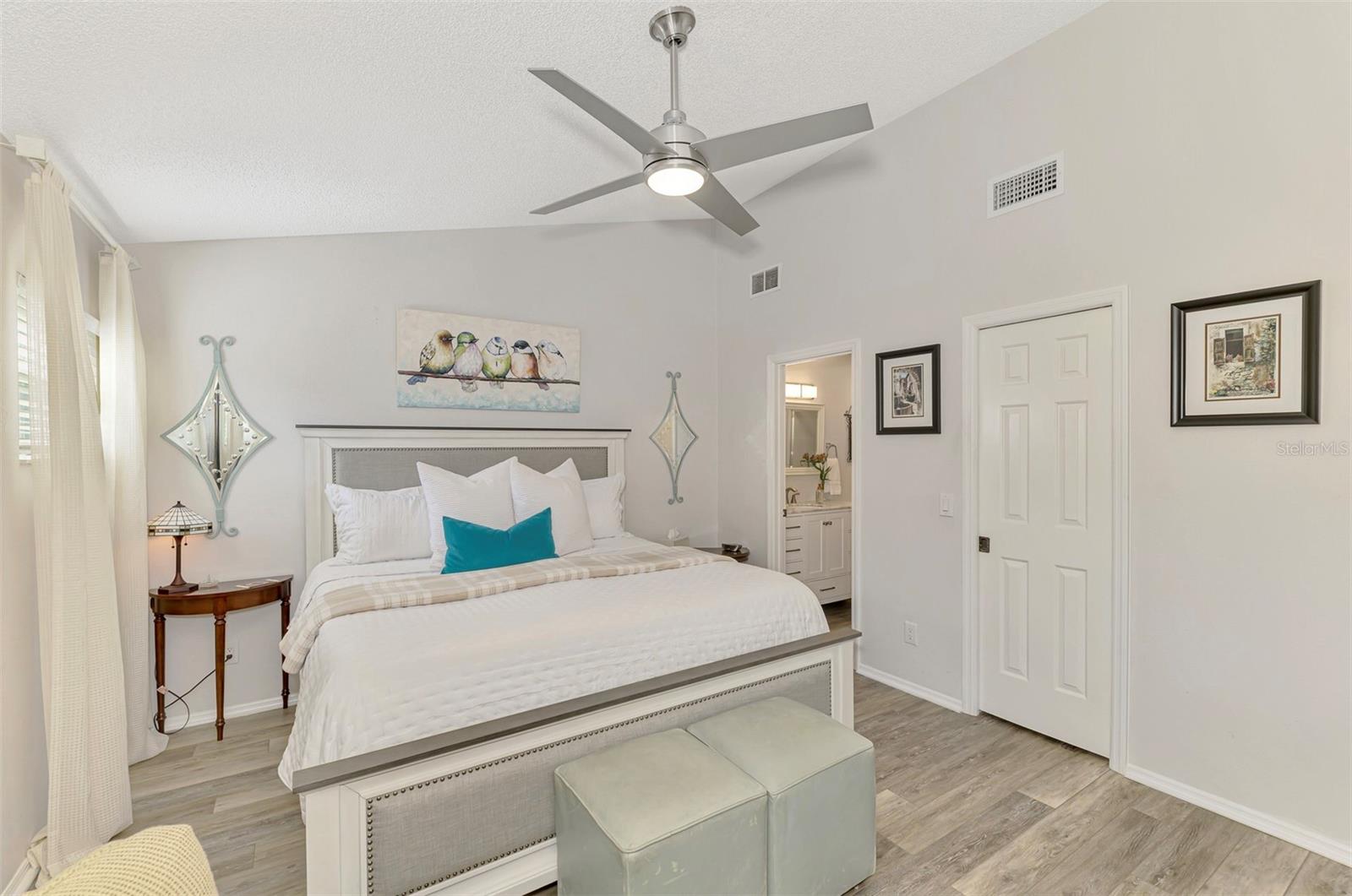 Image 32 of 78 For 710 Ironwood Drive 165