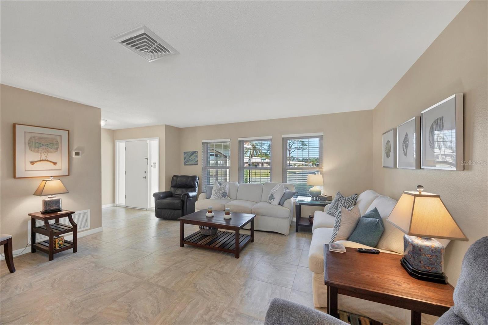 Image 6 of 38 For 316 Signorelli Drive