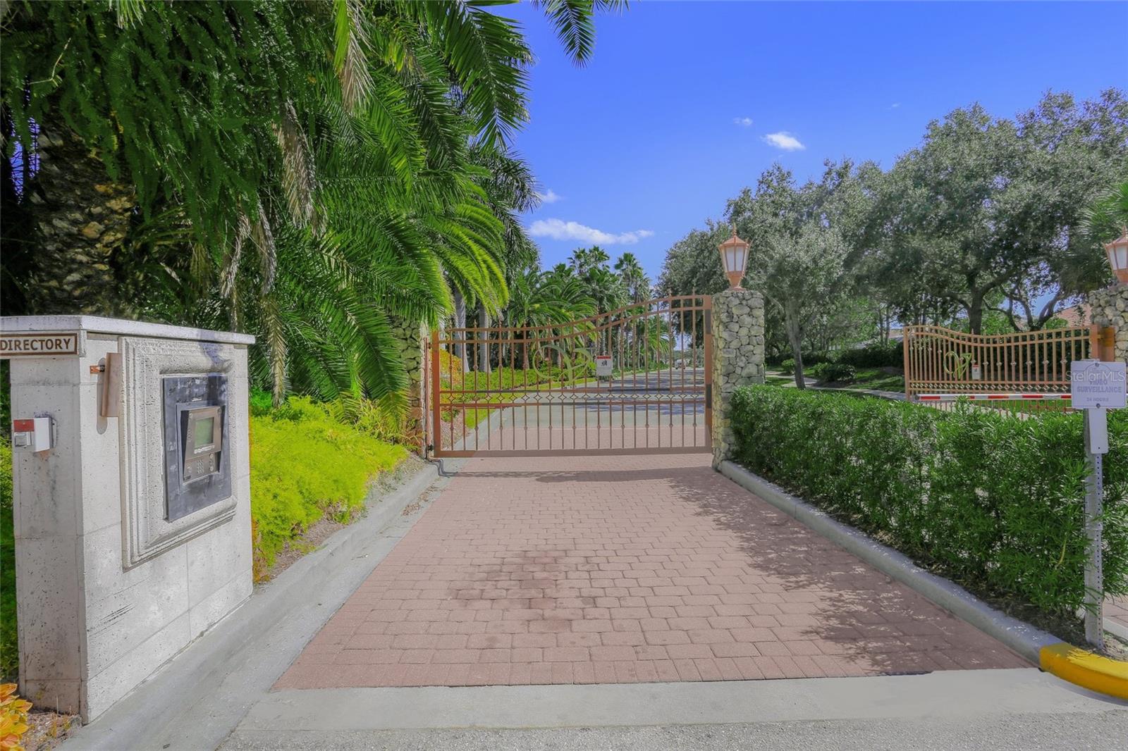 Image 27 of 43 For 4458 Corso Venetia Boulevard
