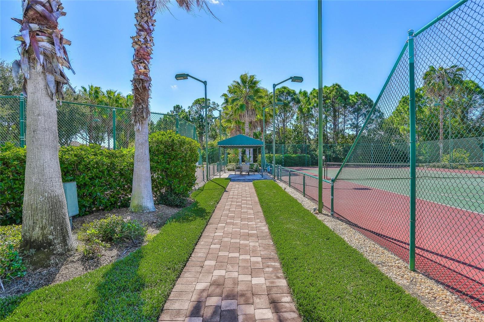 Image 34 of 43 For 4458 Corso Venetia Boulevard