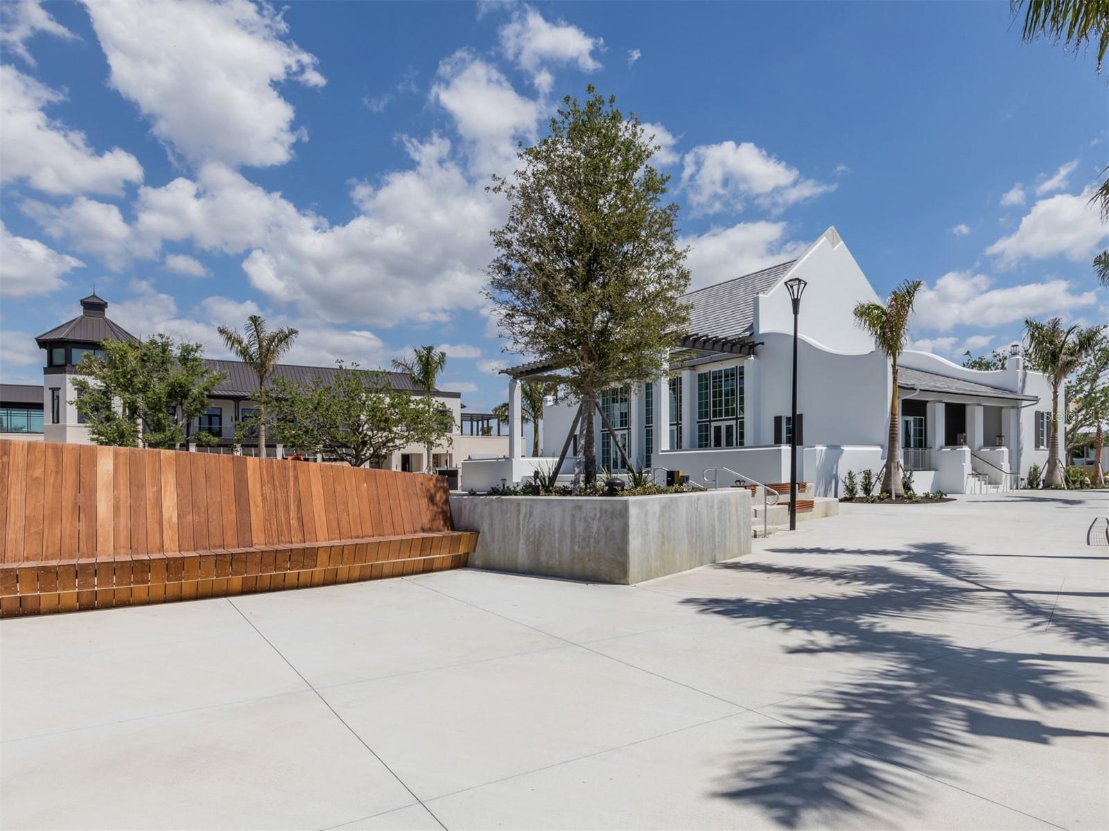Image 93 of 100 For 268 Southampton Drive 309