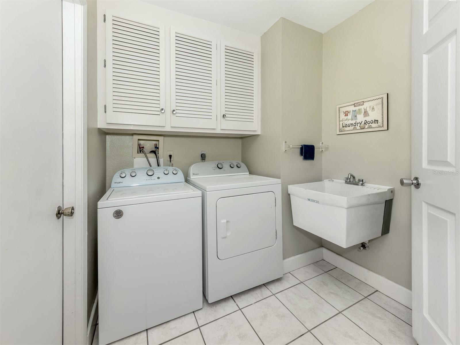 Image 22 of 29 For 455 Rubens Drive