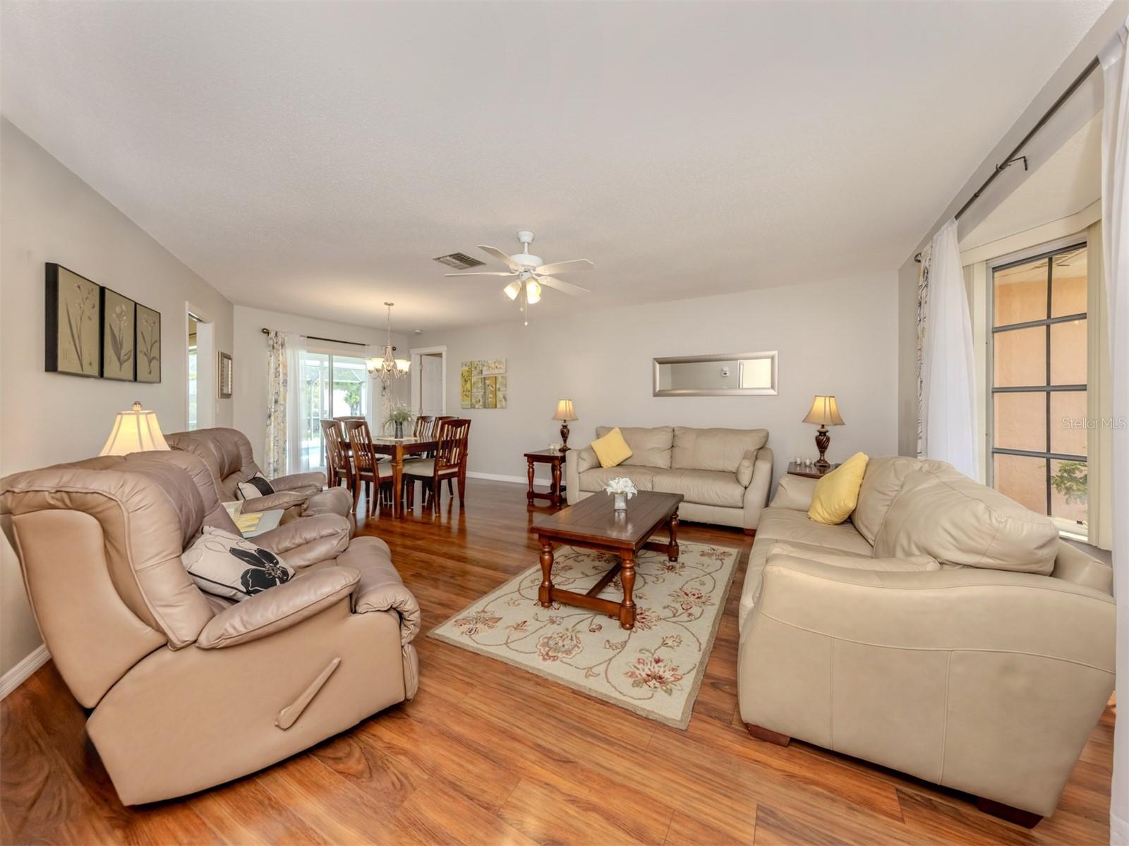 Image 6 of 29 For 455 Rubens Drive