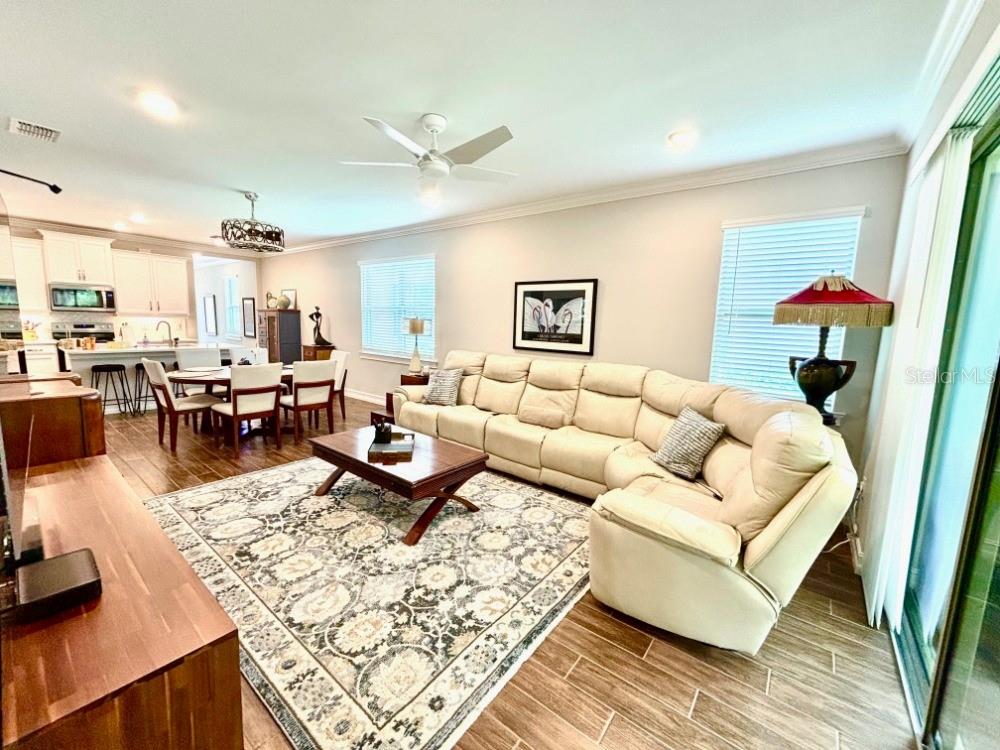 Image 13 of 40 For 236 Soliera Street