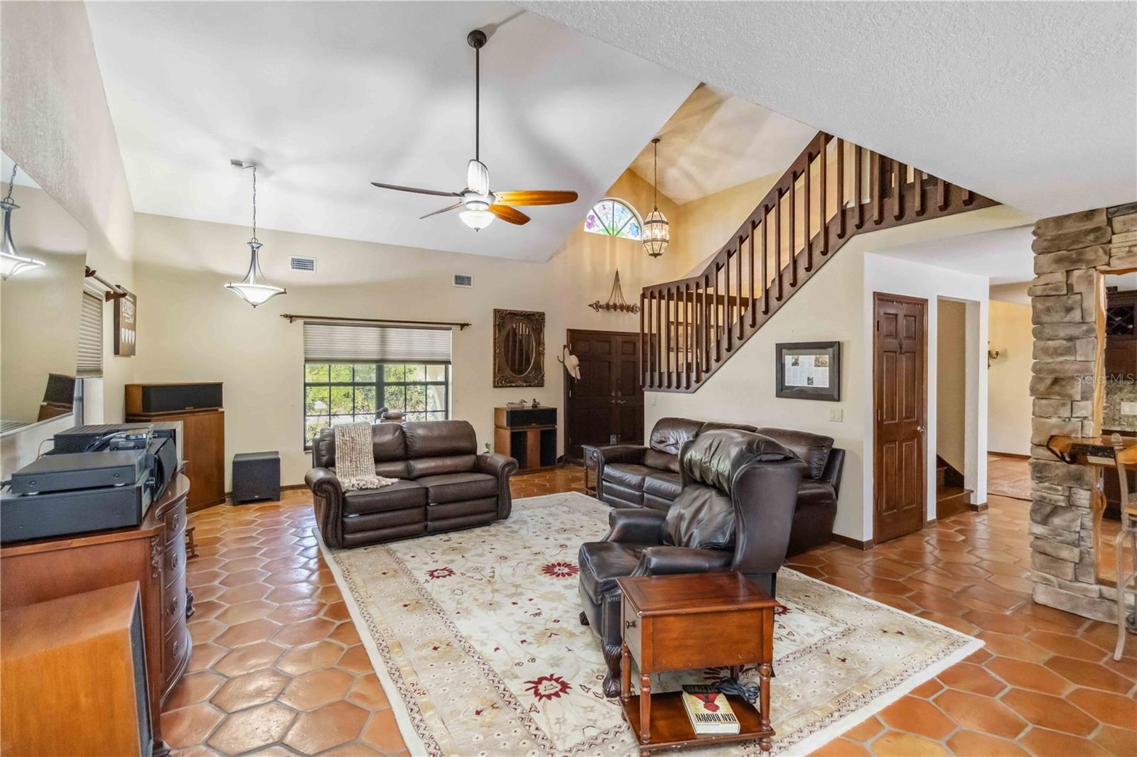 Image 12 of 60 For 236 Cory Street