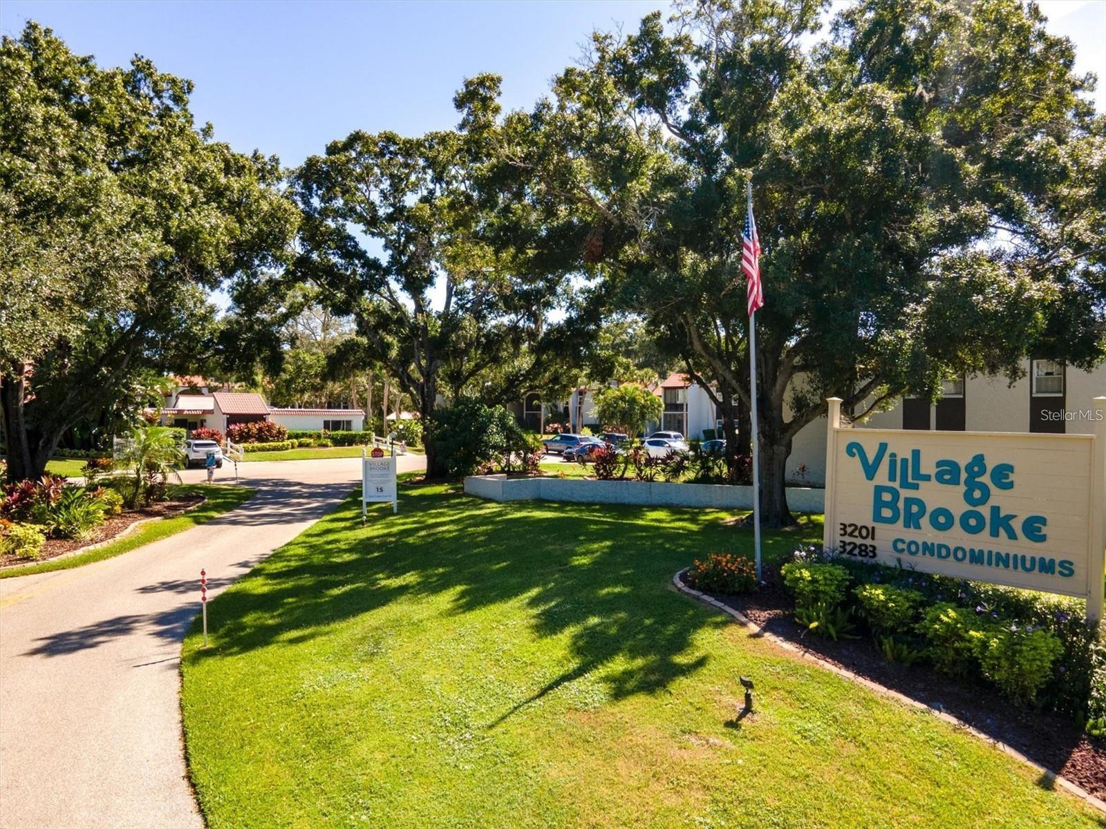 Image 17 of 20 For 3255 Beneva Road 102