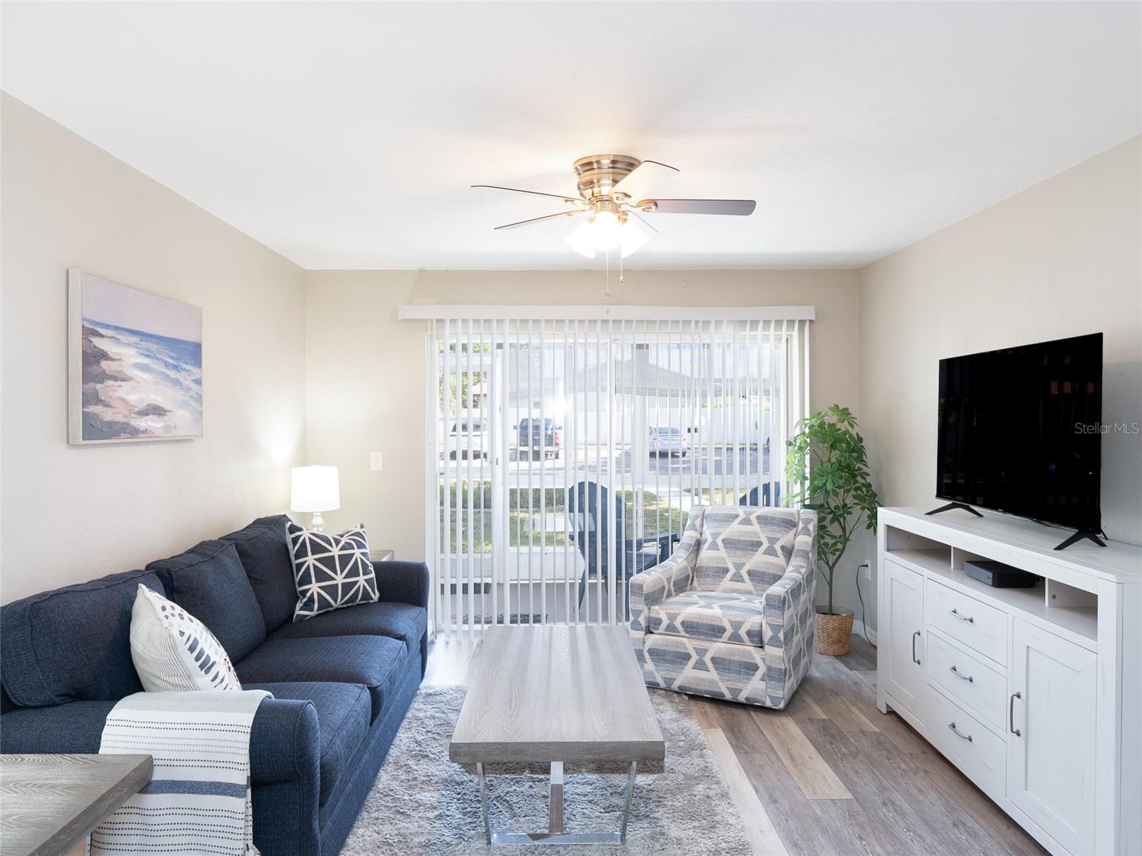 Image 4 of 20 For 3255 Beneva Road 102