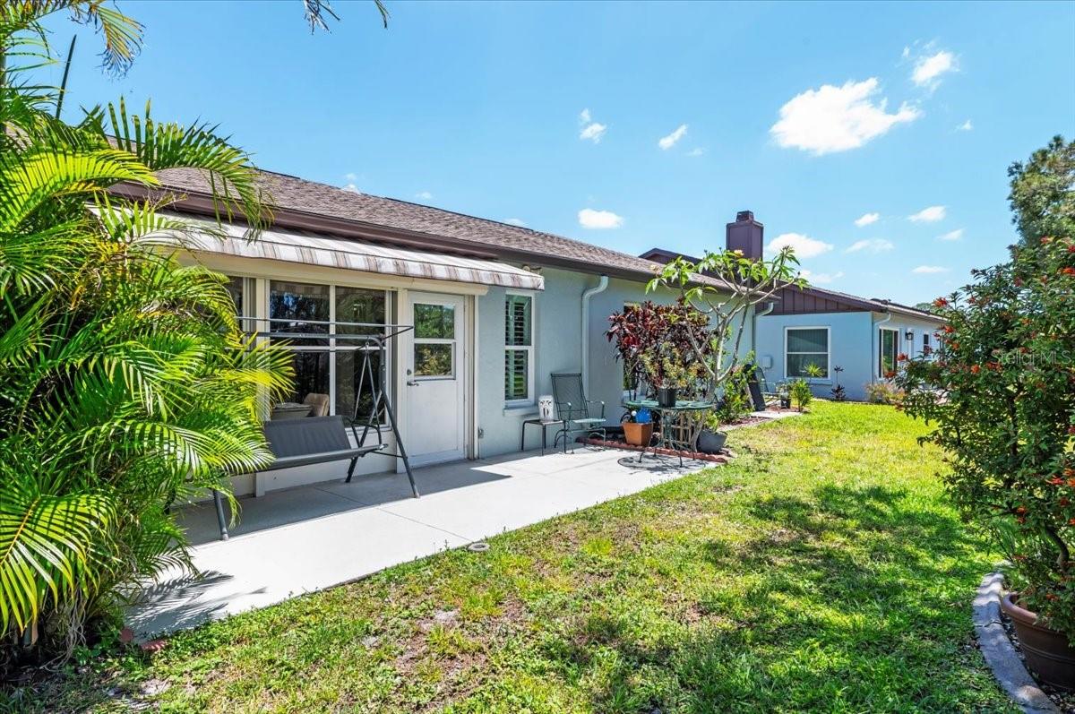 Image 24 of 32 For 657 Foxwood Boulevard
