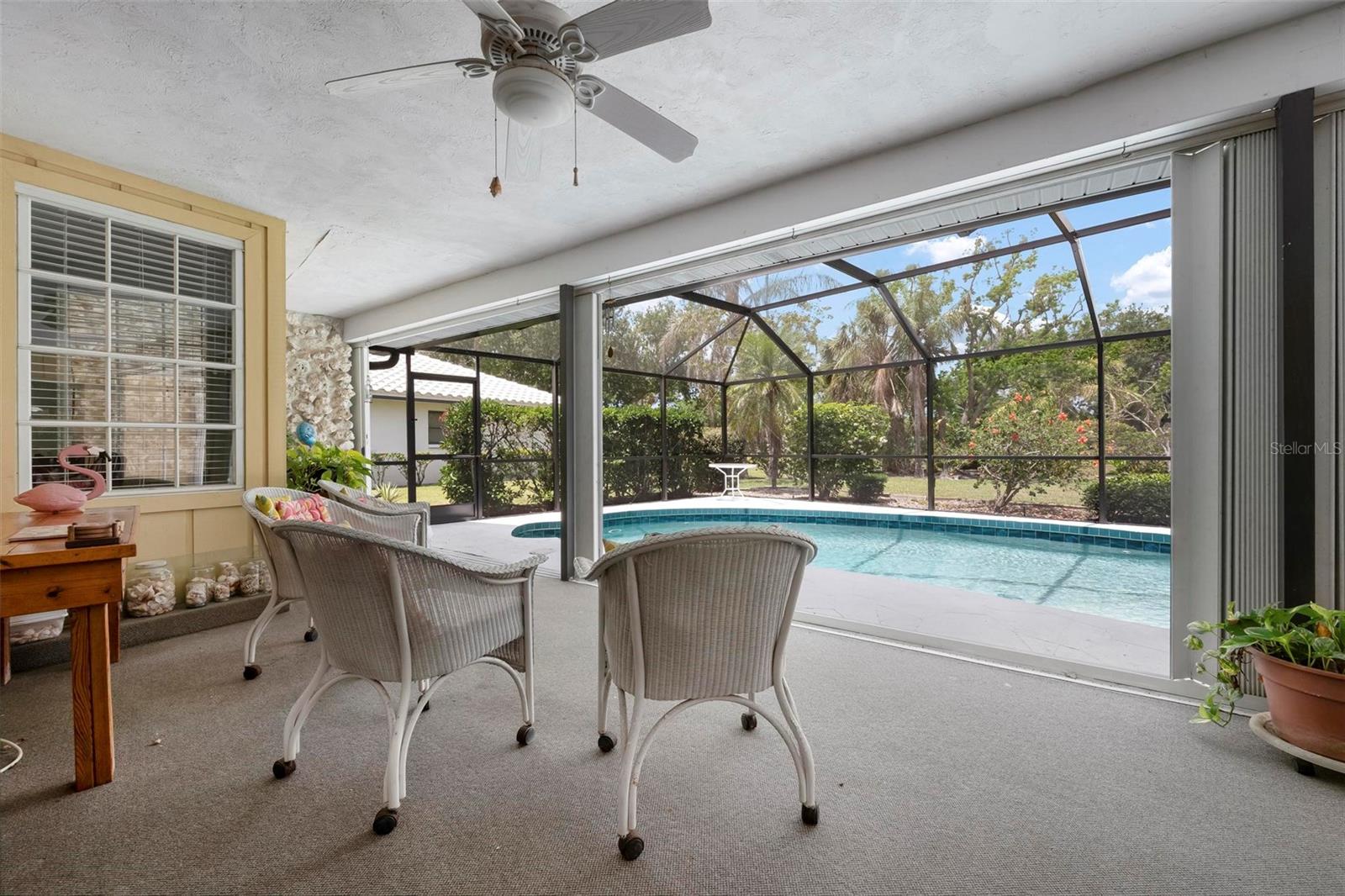 Image 43 of 87 For 1833 Raintree Lane