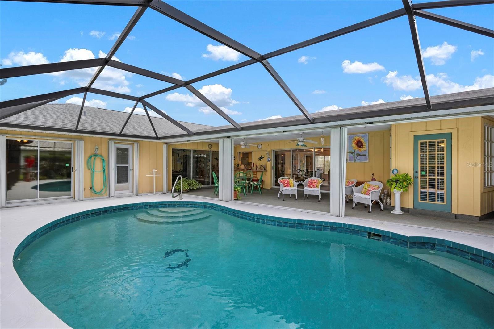 Image 49 of 87 For 1833 Raintree Lane