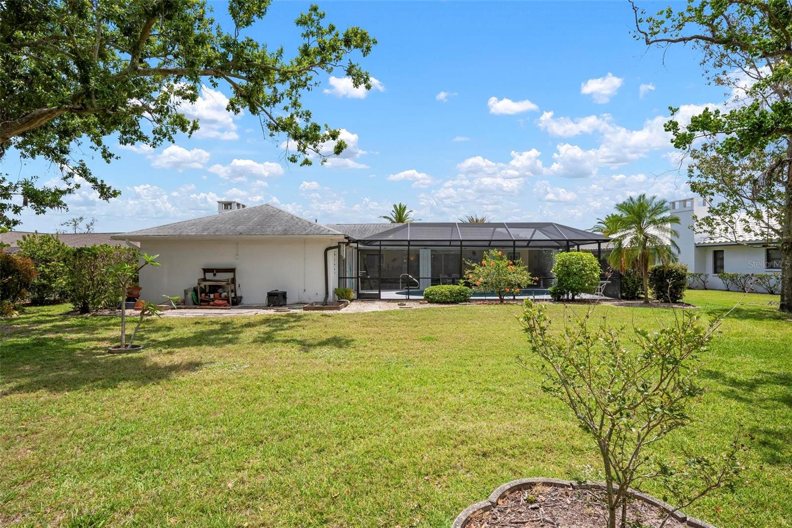 Image 54 of 87 For 1833 Raintree Lane
