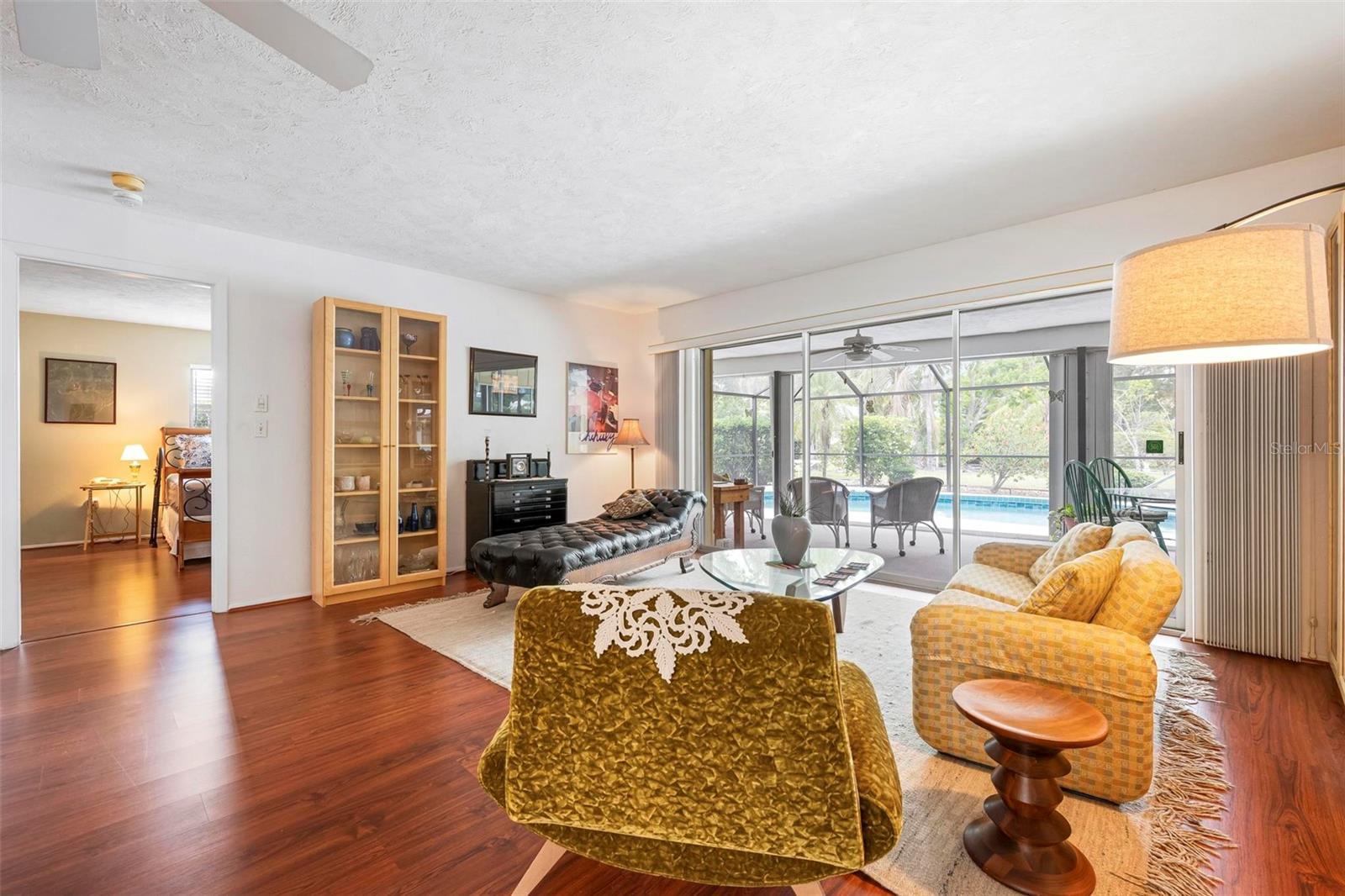 Image 7 of 87 For 1833 Raintree Lane
