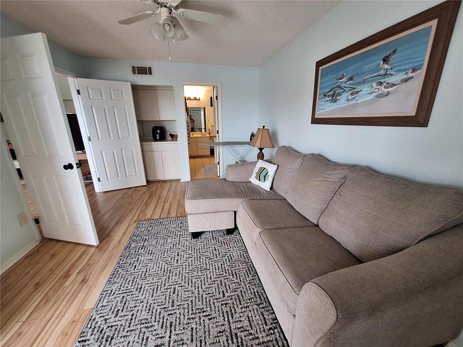 Image 14 of 27 For 427 Cerromar Lane 458