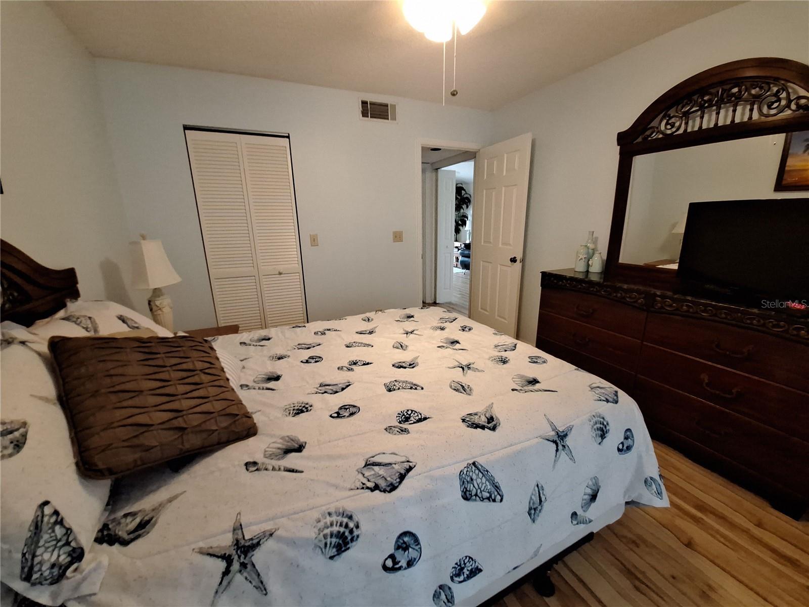 Image 9 of 27 For 427 Cerromar Lane 458